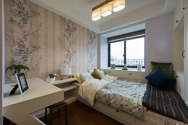 床底空間不浪費，巧做收納高利用