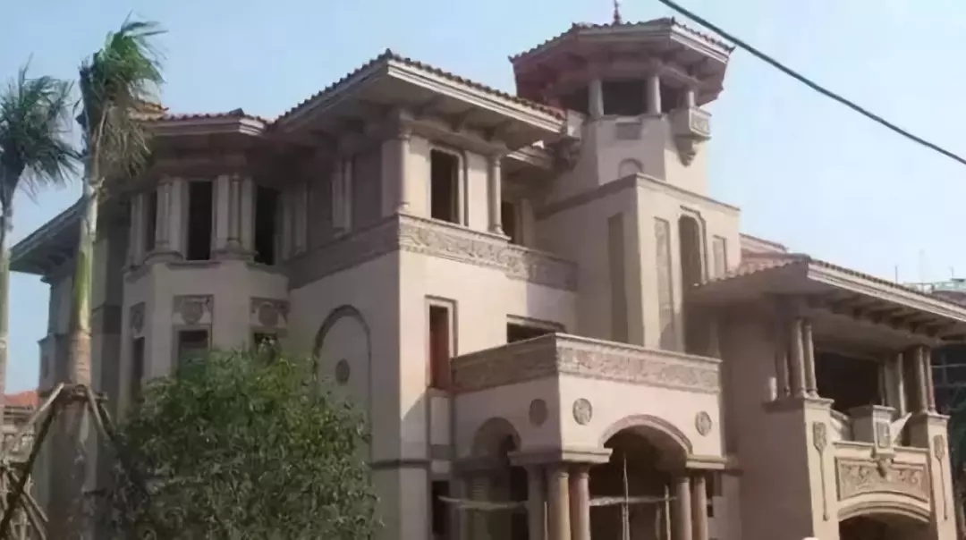 農(nóng)村別墅外墻干掛的優(yōu)點(diǎn)和施工方法，不能花錢(qián)買(mǎi)吃虧！