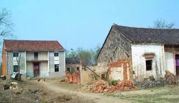 農村宅基地政策變化，一塊宅基地不同補償方式！