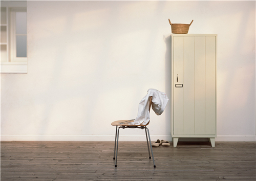 自建房衣柜裝修所用的推拉門該怎么保養？