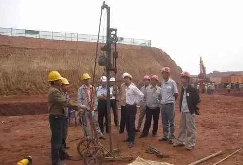 農村磚混結構自建房7大須知，做好第2條，墻上不留縫！