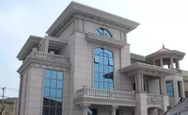 農(nóng)村別墅外墻干掛的優(yōu)點(diǎn)和施工方法，不能花錢(qián)買(mǎi)吃虧！