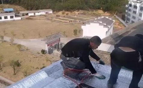 農村建房屋頂防水的施工方法，不管是平屋面還是坡屋面都用的上！